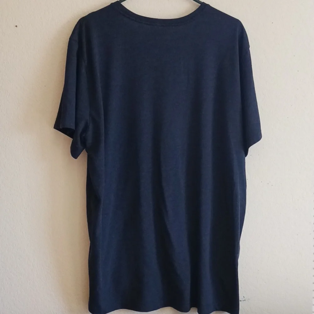 Men's Nike XXL blue lightweight Tshirt - Picture 5 of 7